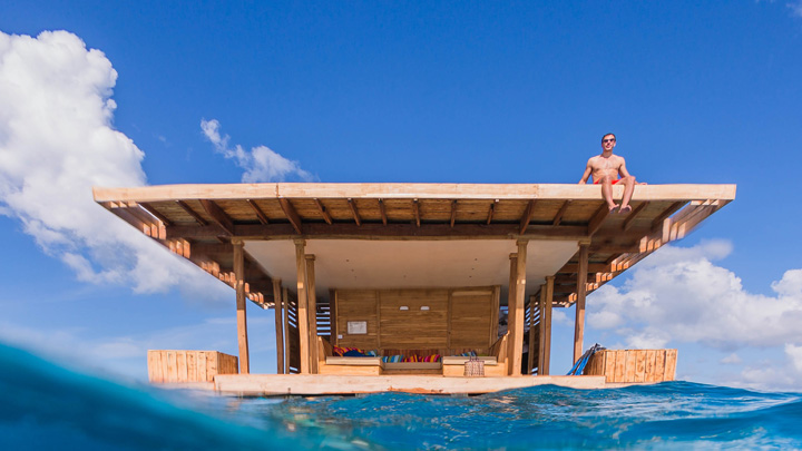 Secret under water room