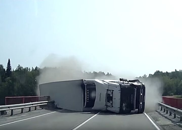 Car crash compilation and road rage (July 2015)