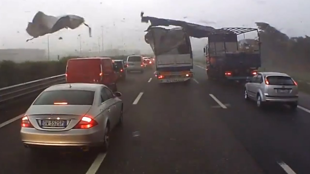 Tornado crosses a highway in Italy